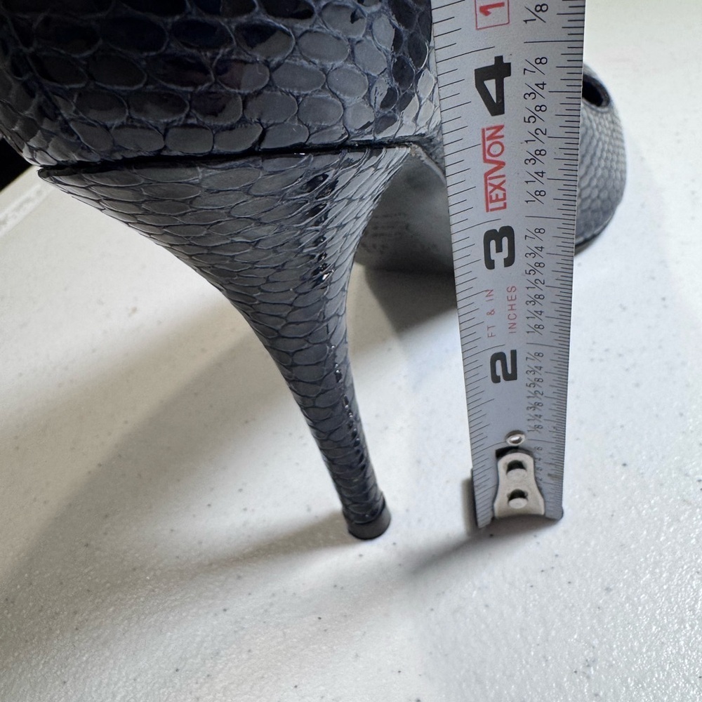 Stuart Weitzman Navy Python Print Pointed Toe Pumps - Picture 6 of 6